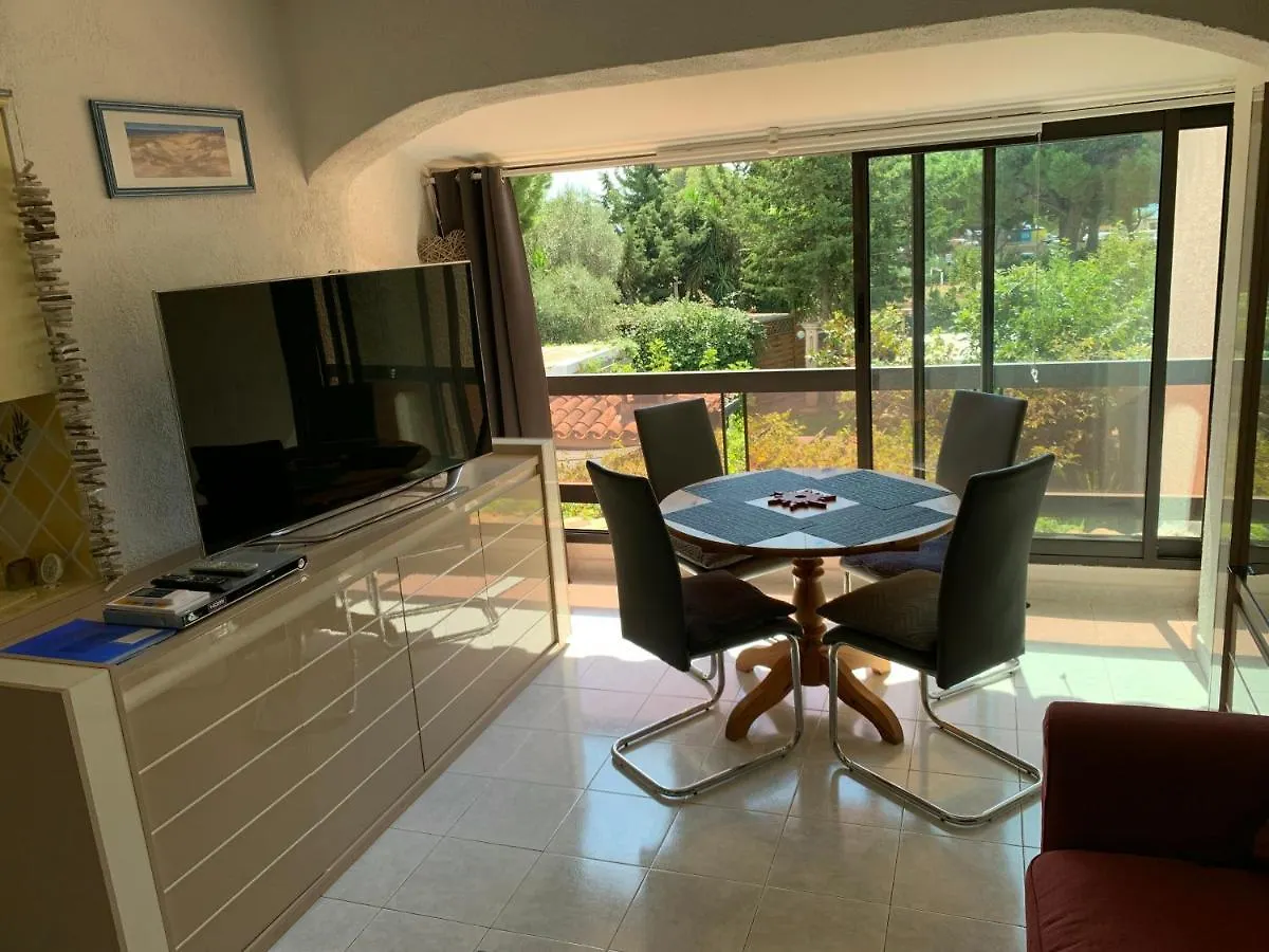 Appt T2 Tout Confort Face Plage Argentiere Avec Grande Terrasse La Londe-les-Maures Apartment